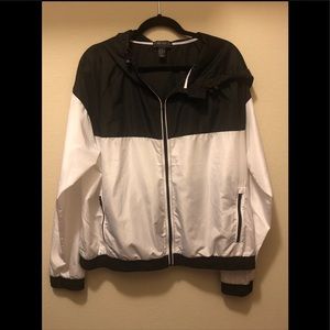 ☆ windbreaker // forever 21 ☆